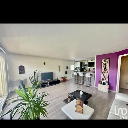 Apartment Joli A Cergy